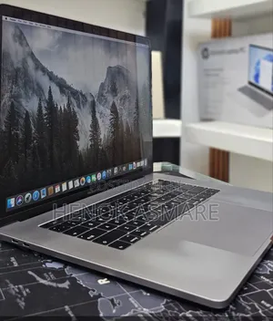 New Laptop Apple MacBook Pro 2019 16GB Intel Core I9 SSD 512GB