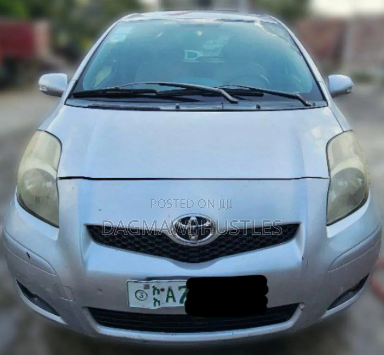Toyota Yaris 2010 Silver