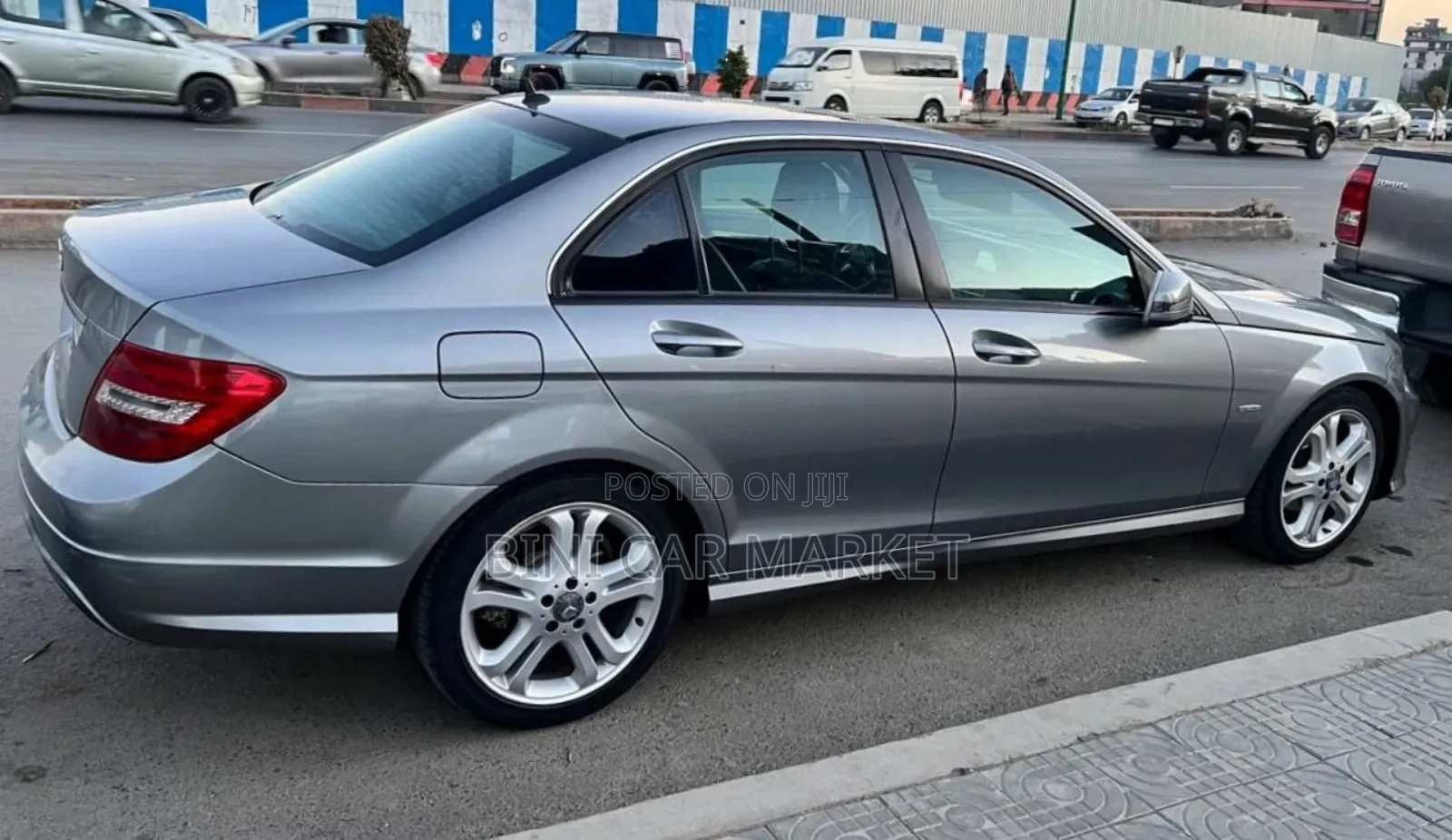 Mercedes-Benz C200 2012 Gray