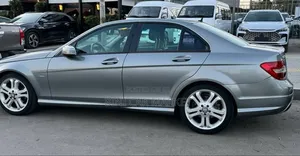 Mercedes-Benz C200 2012 Gray