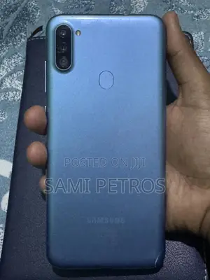 Photo - Samsung Galaxy A11 32 GB Blue
