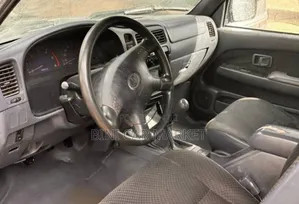 Toyota Hilux 2003 Silver