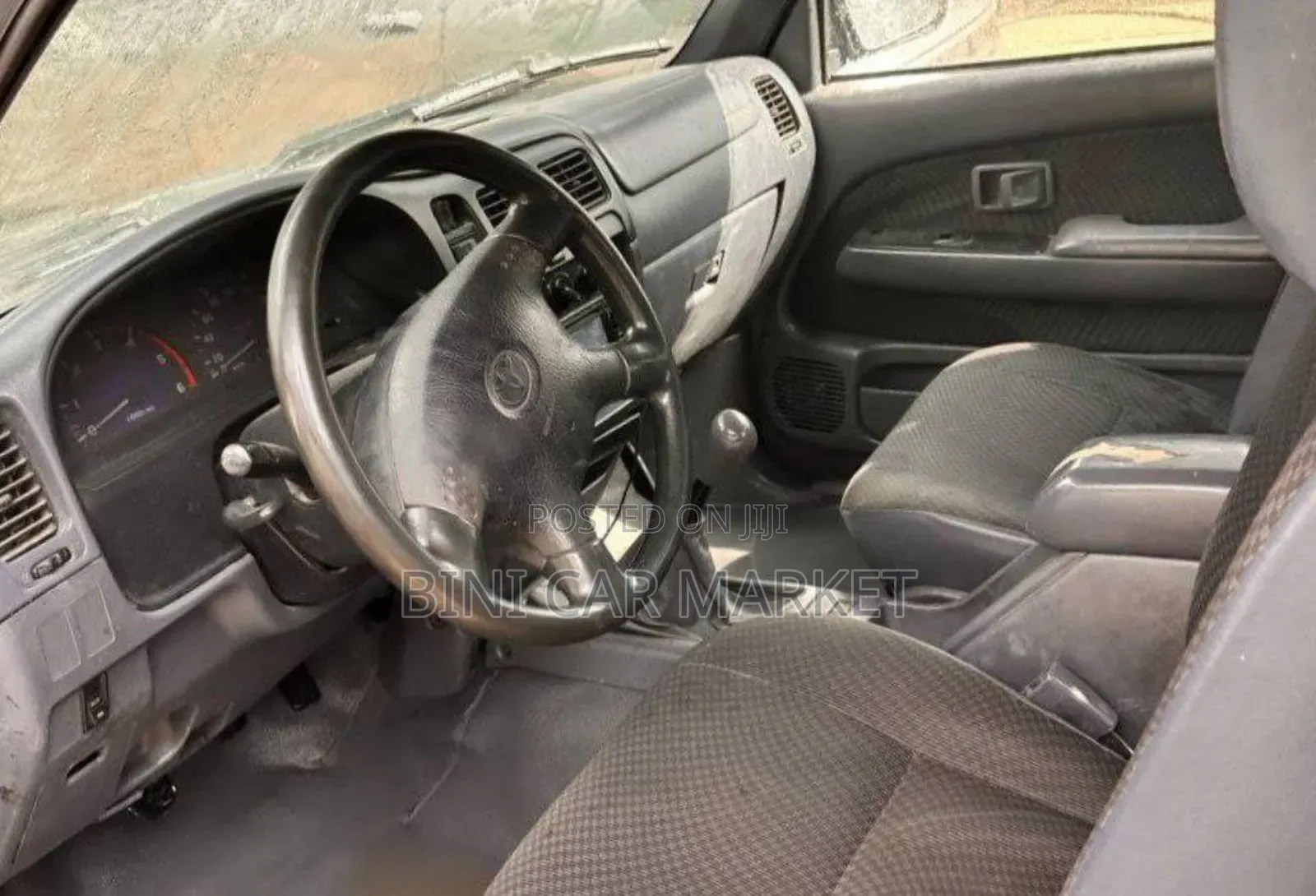 Toyota Hilux 2003 Silver