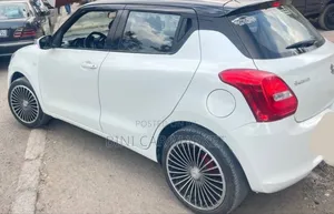 Suzuki Swift 2020 White
