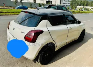 Suzuki Swift 2021 White