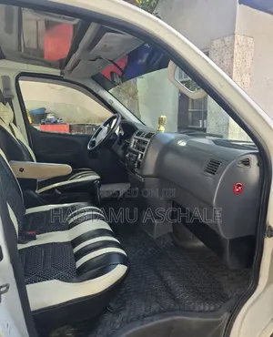 Toyota HiAce 2008 White