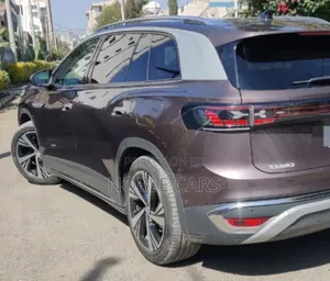 Volkswagen ID.6 2023 Brown