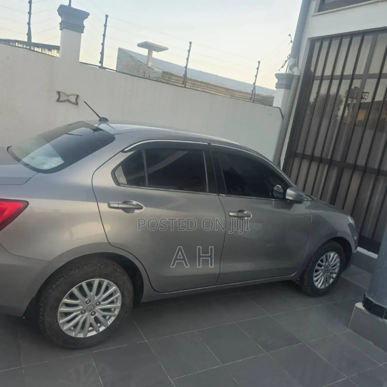Suzuki Dzire 2022 Gray