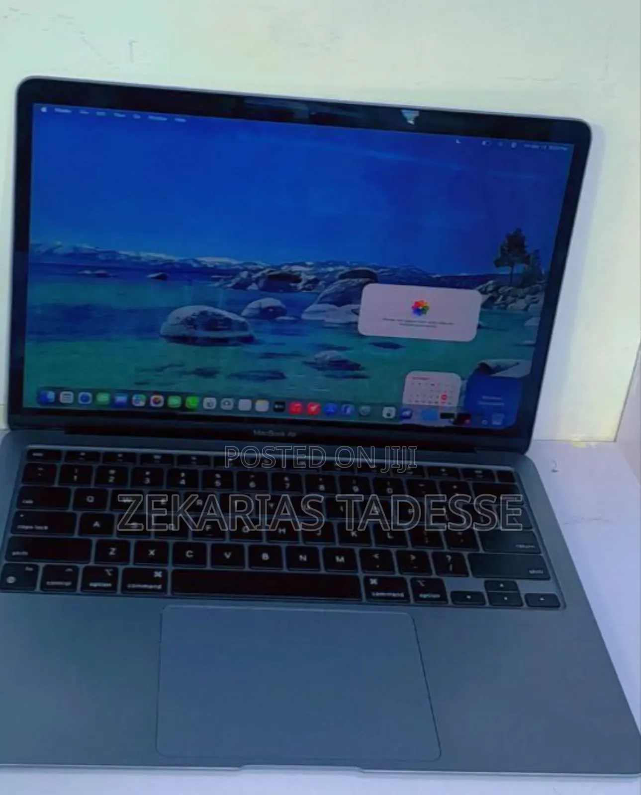 New Laptop Apple MacBook Air 8GB Apple M1 SSD 256GB