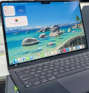 New Apple MacBook Air 2024 M3 13-Inch 8GB Intel Core M3 SSD 256GB