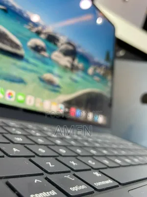 New Laptop Apple MacBook 16GB Apple M3 SSD 256GB