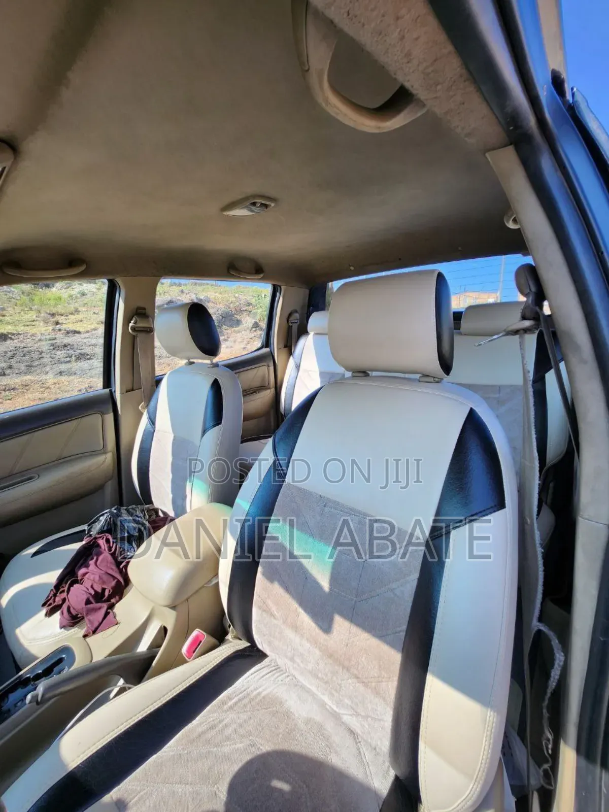 Toyota Hilux 2013 White