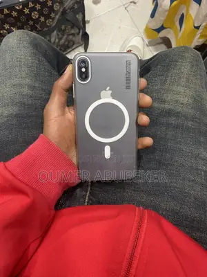 Photo - Apple iPhone XS Max 256 GB Black