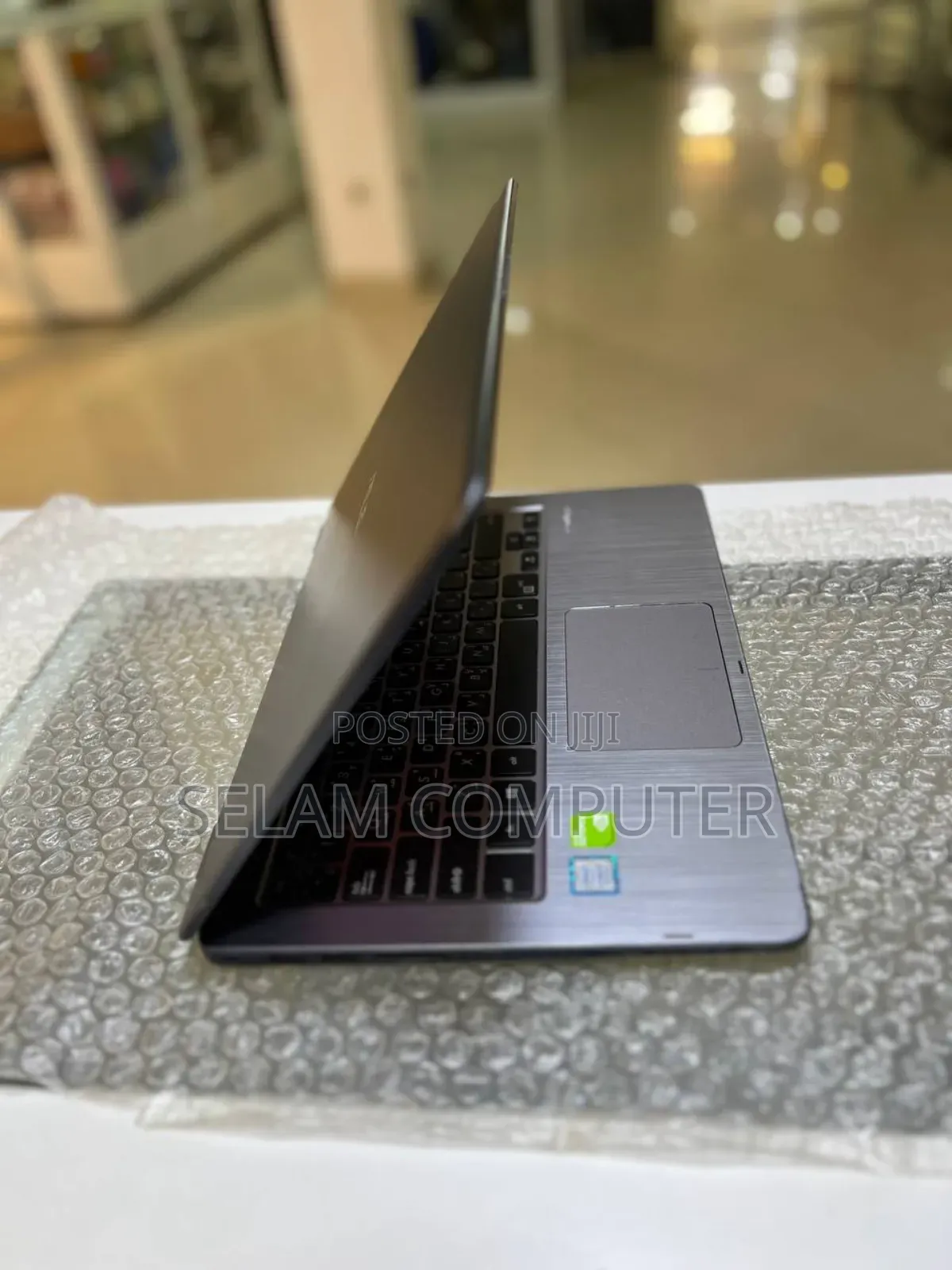 New Laptop Asus VivoBook 15 X505BA 8GB Intel Core I7 HDD+SSD 1T