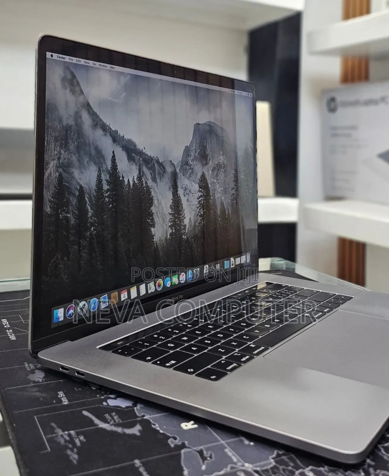 New Laptop Apple MacBook Pro 2019 16GB Intel Core I9 SSD 512GB