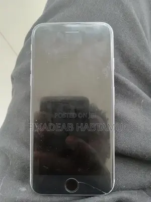 Apple iPhone 6s 32 GB Gray