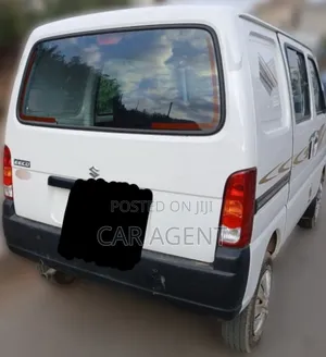 Suzuki Eeco 2023 White