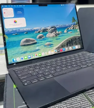 New Laptop Apple MacBook Air 2024 M3 13-Inch 8GB Apple M3 SSD 256GB