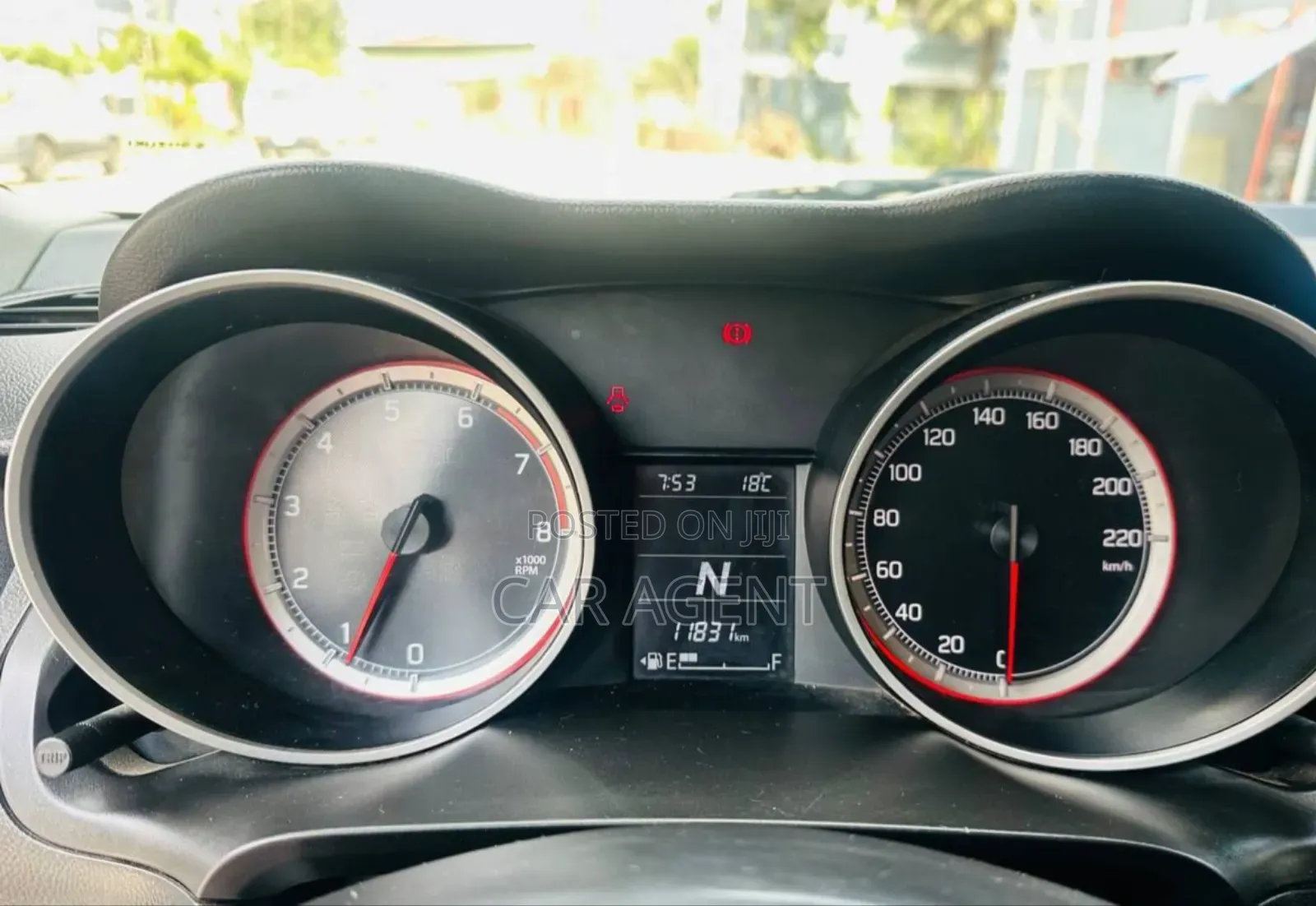 Suzuki Swift 2023 White