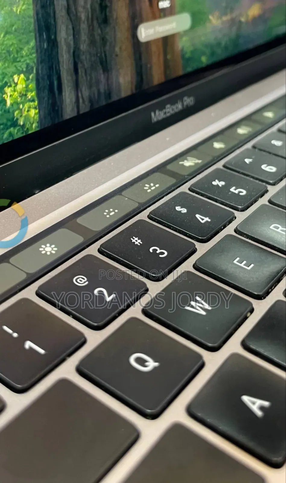 New Laptop Apple MacBook Air 2022 M2 16GB Apple M2 SSD 256GB