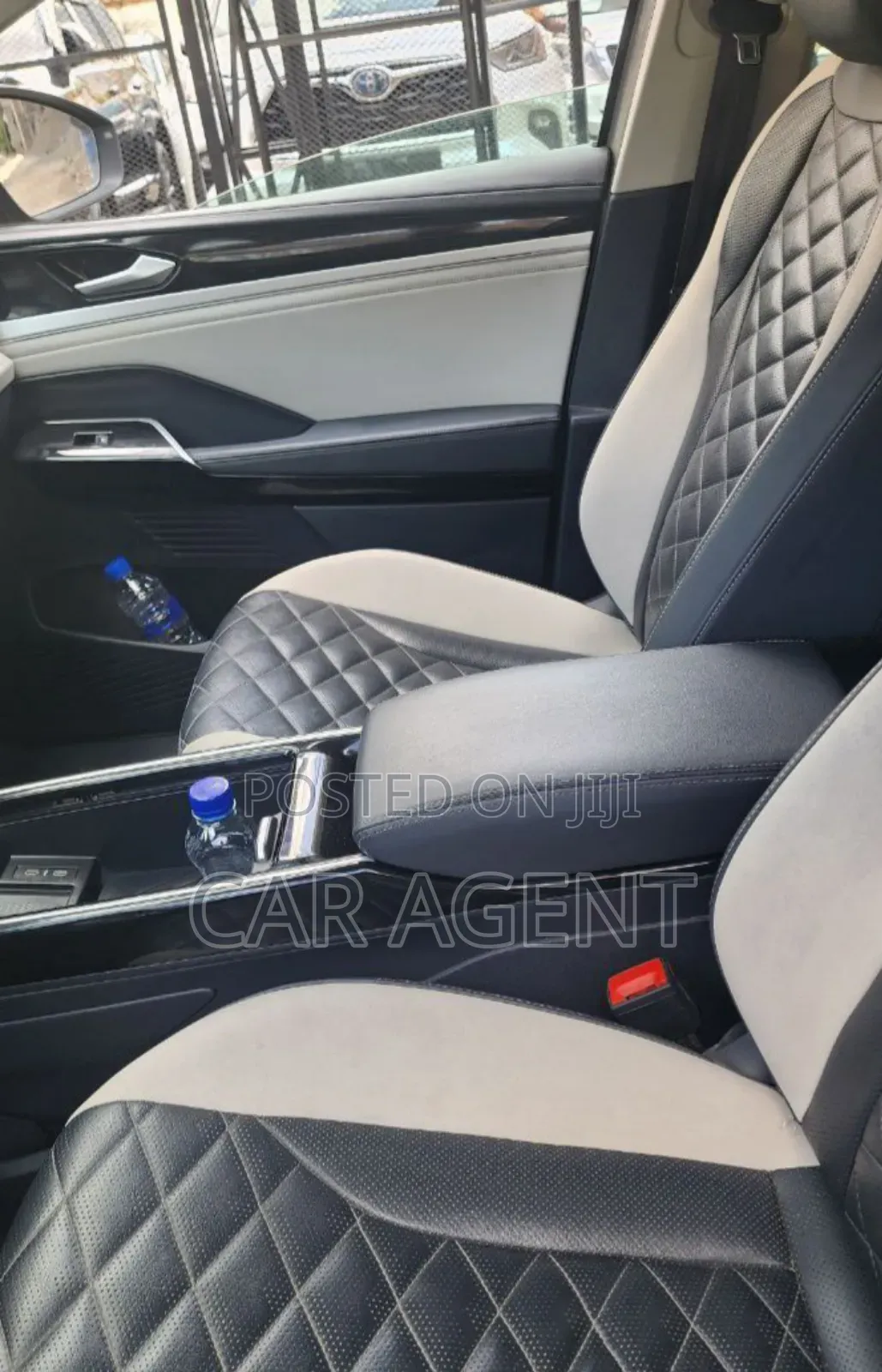 Volkswagen ID.6 2023 Gray