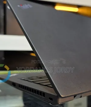 New Laptop Lenovo Thinkpad P14s 8GB Intel Core I5 SSD 512GB