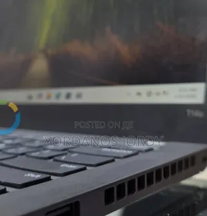 New Laptop Lenovo Thinkpad P14s 8GB Intel Core I5 SSD 512GB