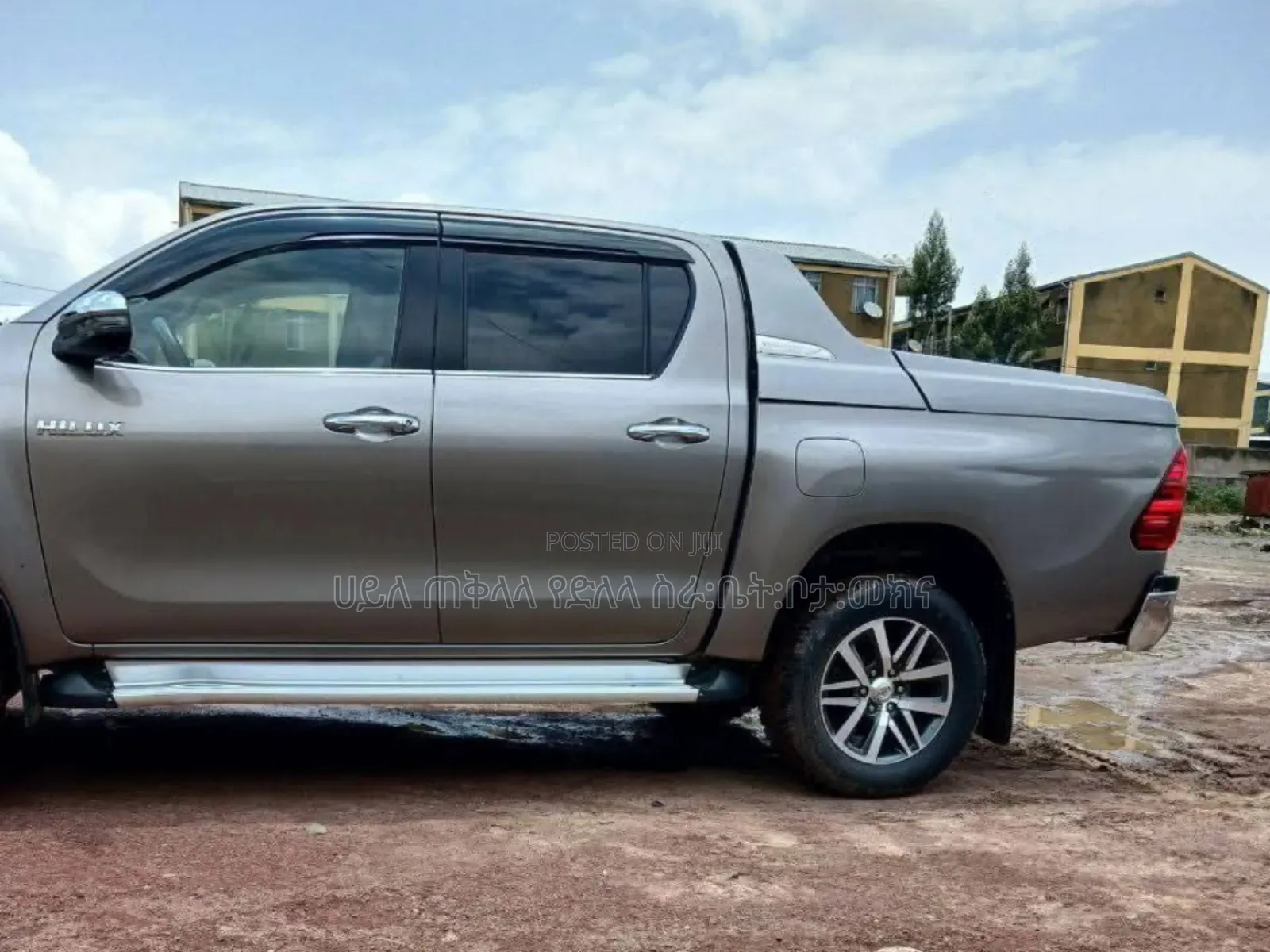 Toyota Hilux 2020 Pink