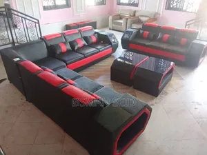 Photo - Classy Leather Sofa With Table