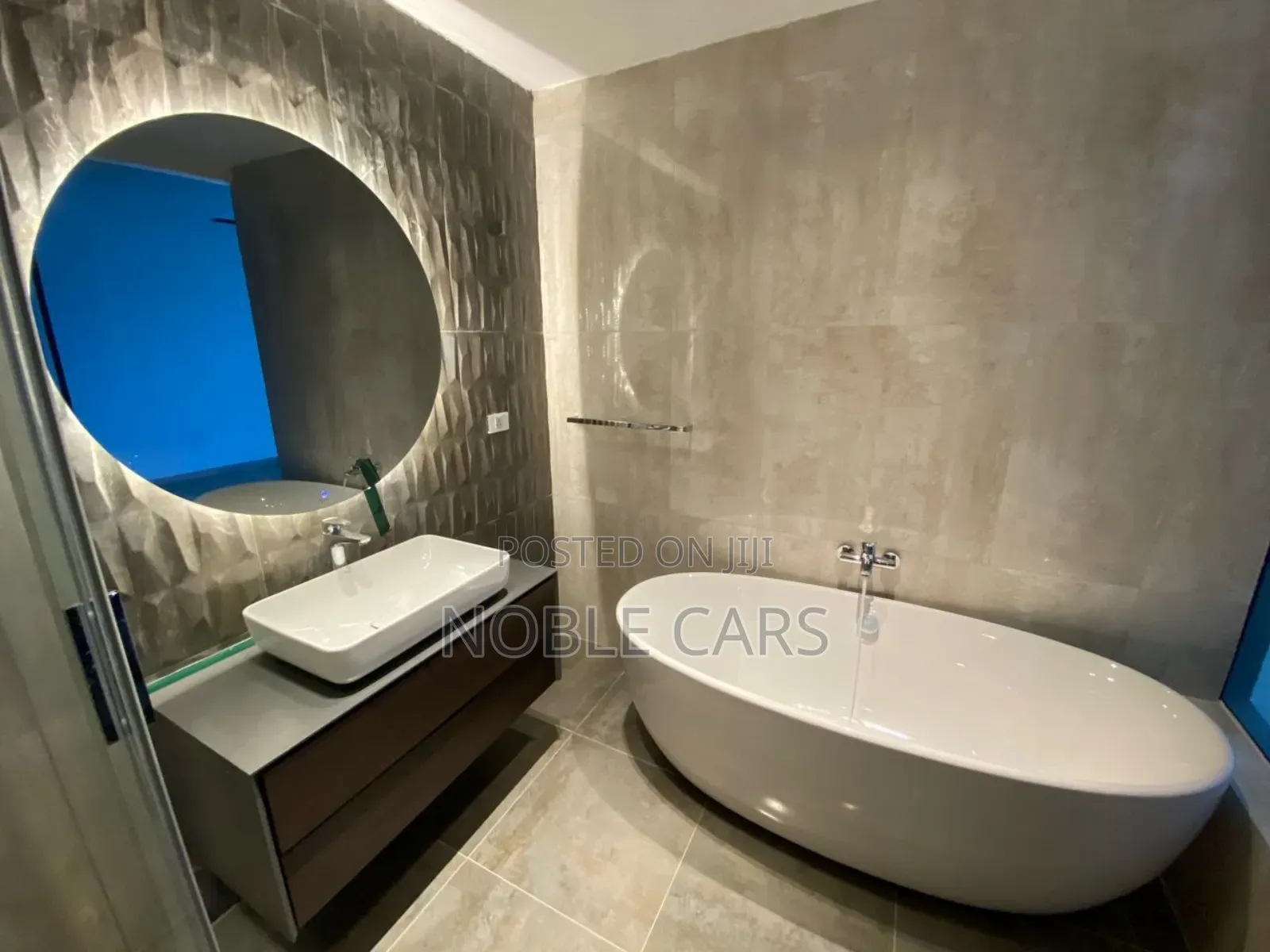 4bdrm Duplex in Sheger House, Bole for rent