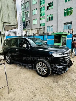 Photo - Toyota Land Cruiser 2023 Matt Black