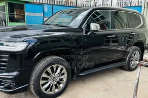 Toyota Land Cruiser 2023 Matt Black