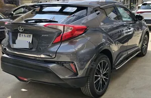 Toyota C-HR 2017 Gray