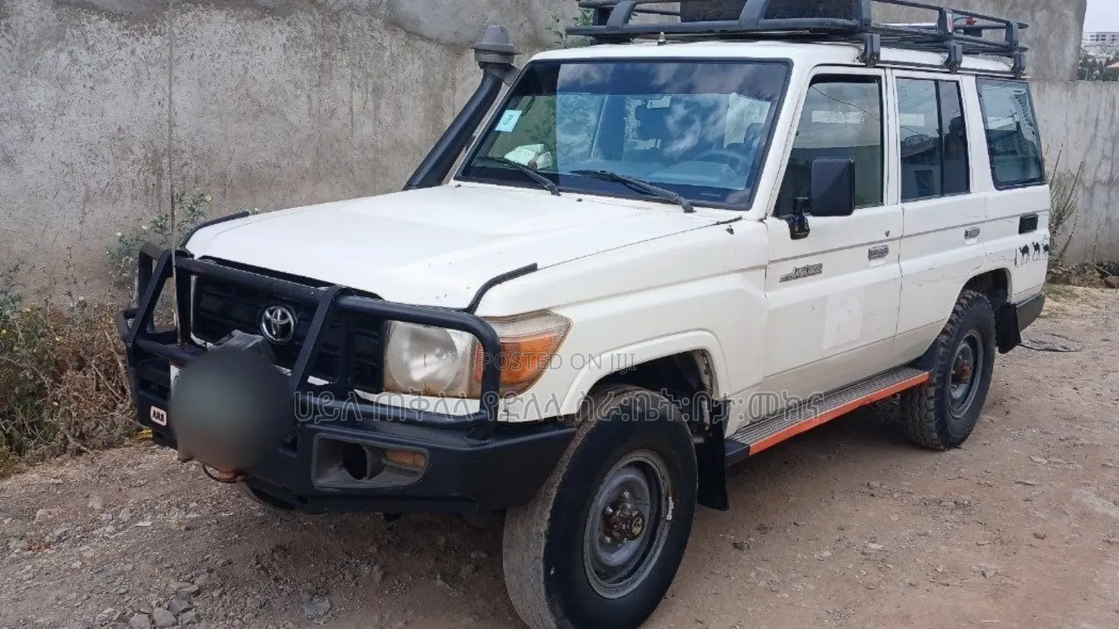 Toyota Land Cruiser 2015 White