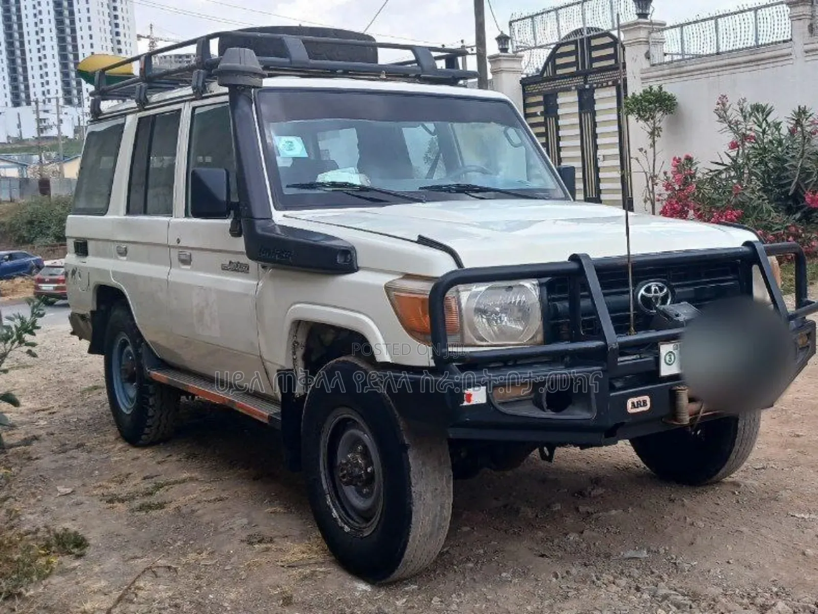Toyota Land Cruiser 2015 White