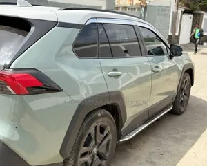 Toyota RAV4 Hybrid 2022 Teal