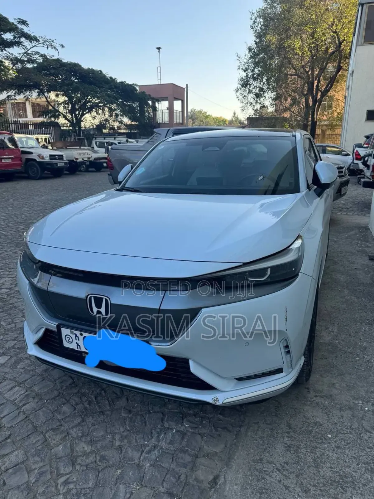 Honda e:NS1 53.6 kWh FWD 2023 White