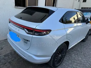 Honda e:NS1 53.6 kWh FWD 2023 White