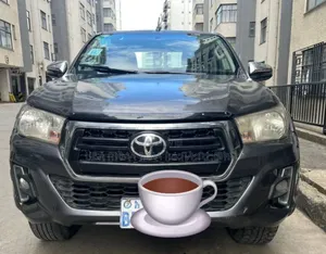 Toyota Hilux 2019 Black