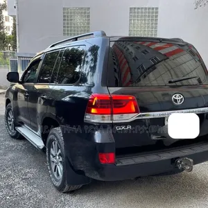 Toyota Land Cruiser 2018 Black