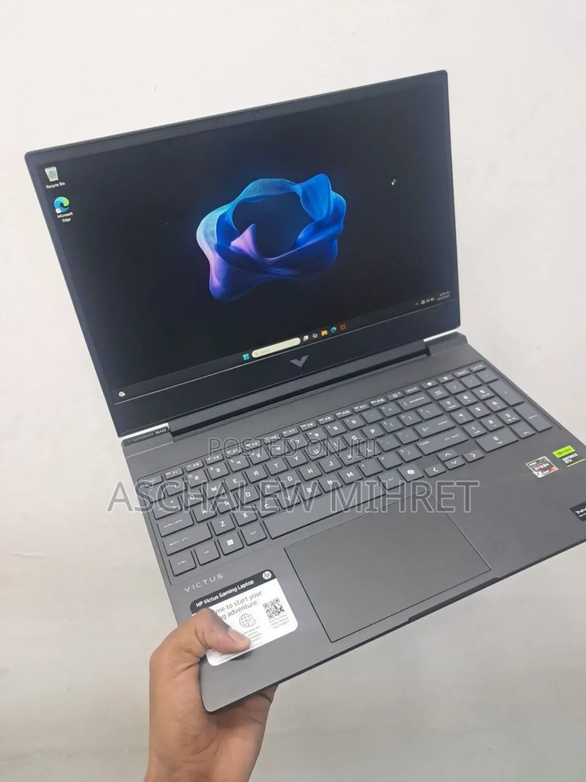 New Laptop HP Victus 15 16GB AMD Ryzen 7 SSD 512GB