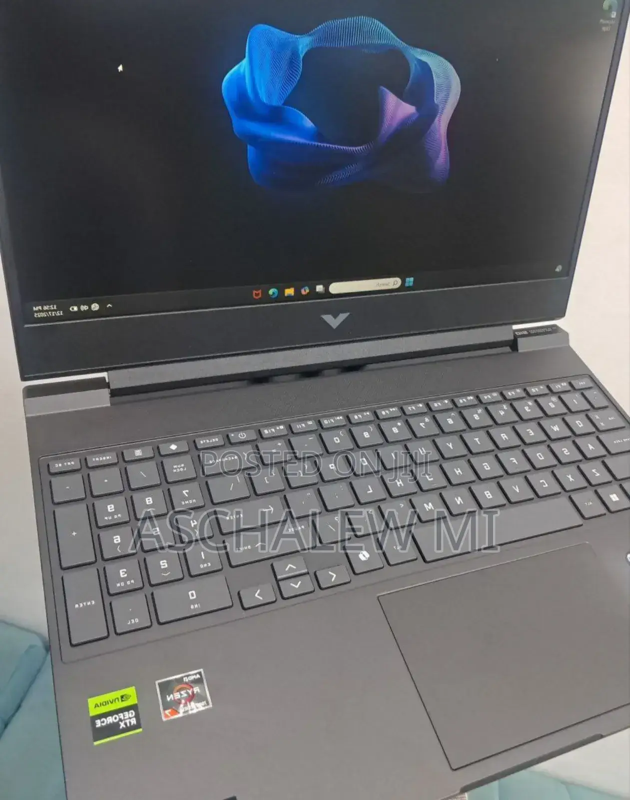 New Laptop HP Victus 15 16GB AMD Ryzen 7 SSD 512GB