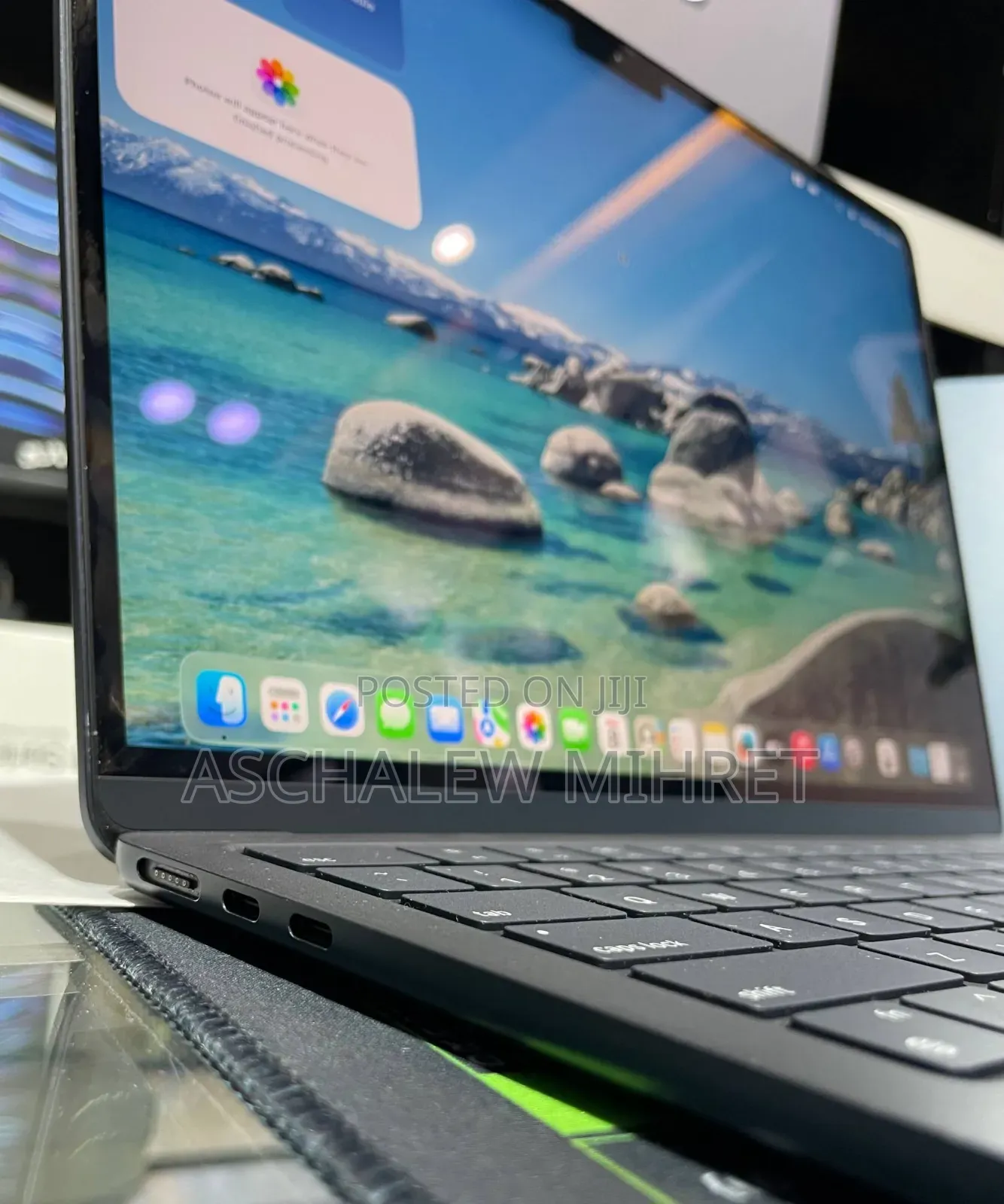 New Laptop Apple MacBook Air 2024 M3 13-Inch 8GB Apple M3 SSD 256GB