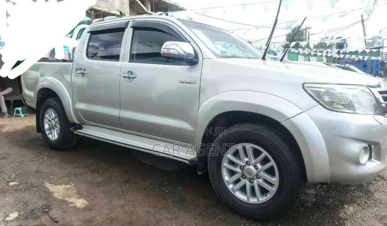Toyota Hilux 2013 Gray
