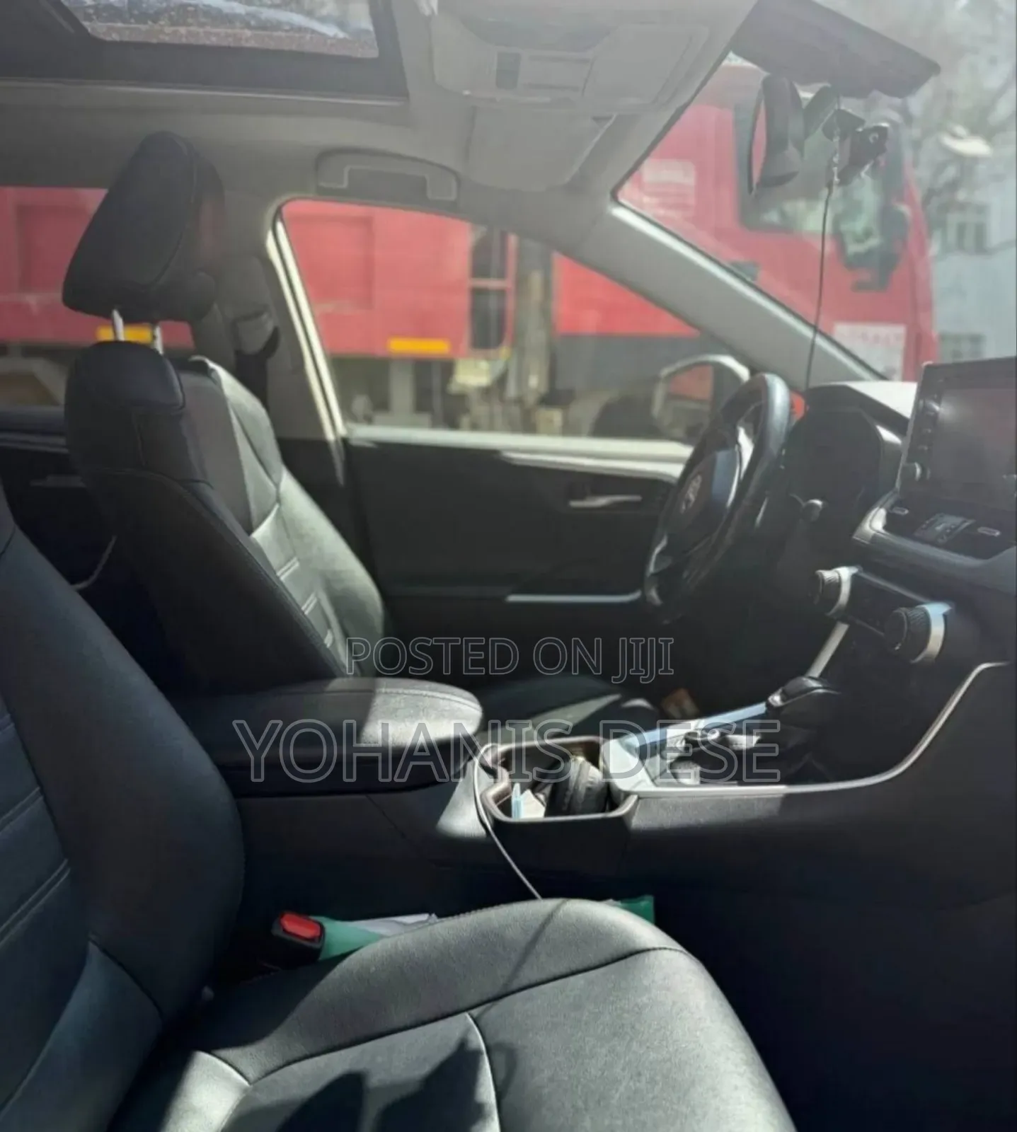 Toyota RAV4 2022 Beige