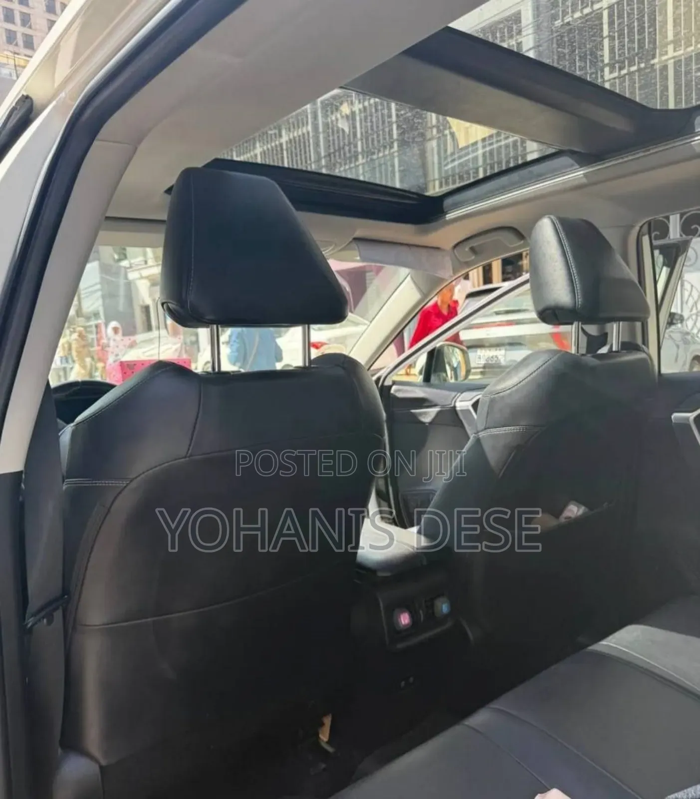 Toyota RAV4 2022 Beige