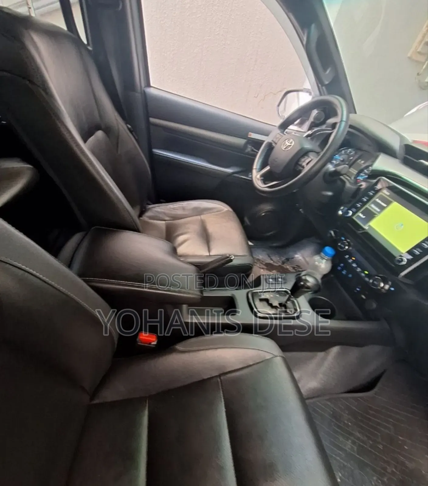 Toyota Hilux 2021 Beige