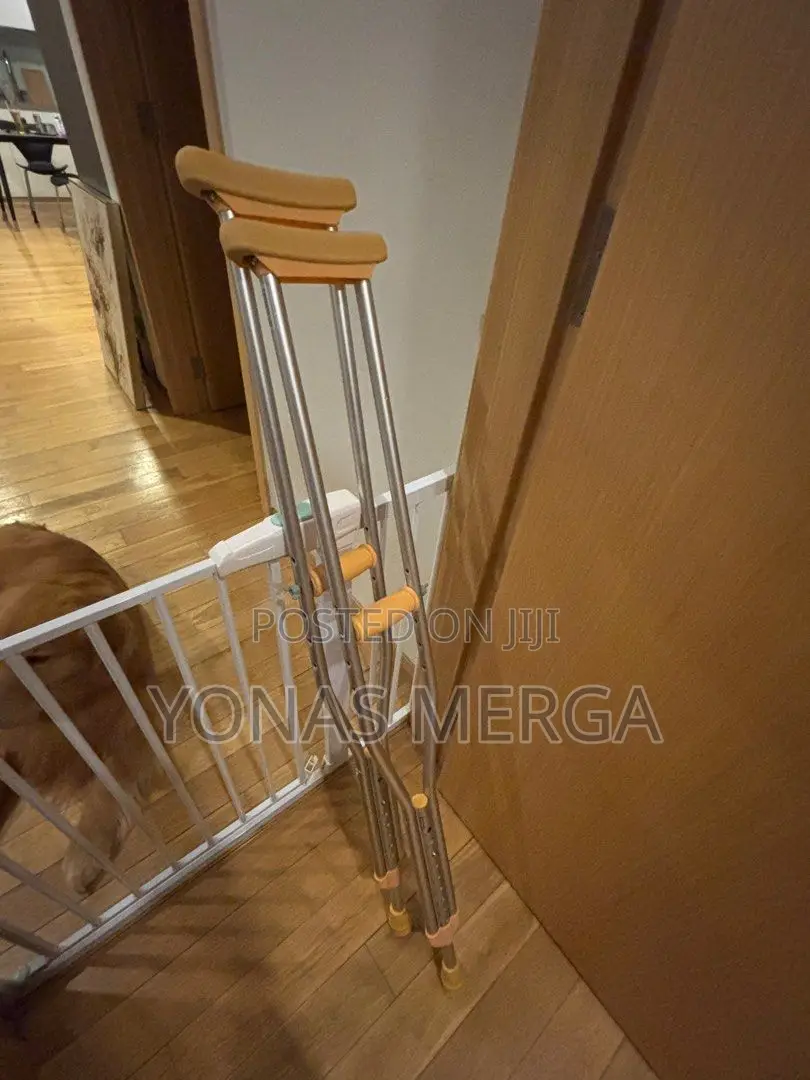 Crunch//Forearm Crutches (Or Lofstrand, Elbow, or Canadian Crutches)