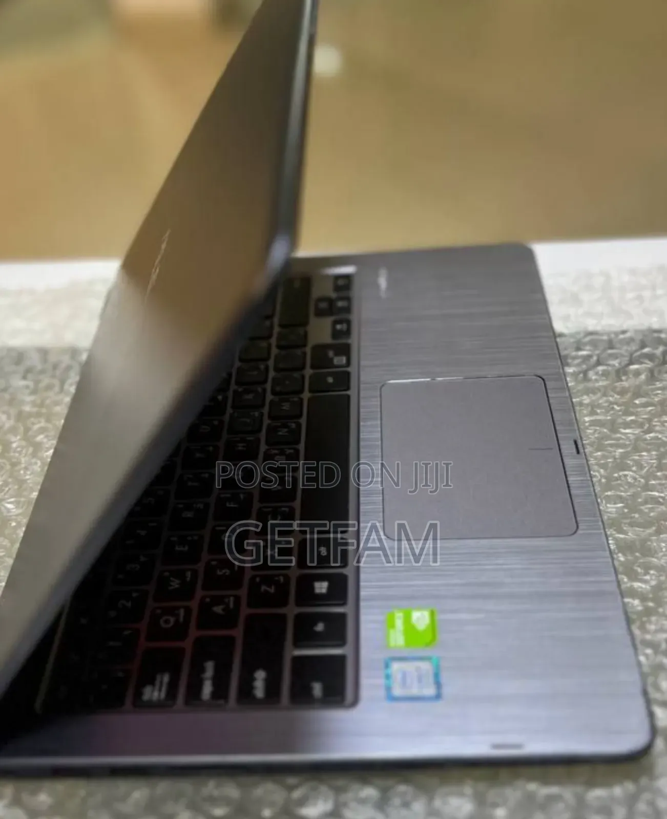 New Laptop Asus VivoBook 15 X505BA 8GB Intel Core I7 SSD 1T