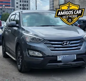 Photo - Hyundai Santa Fe 2015 Gray